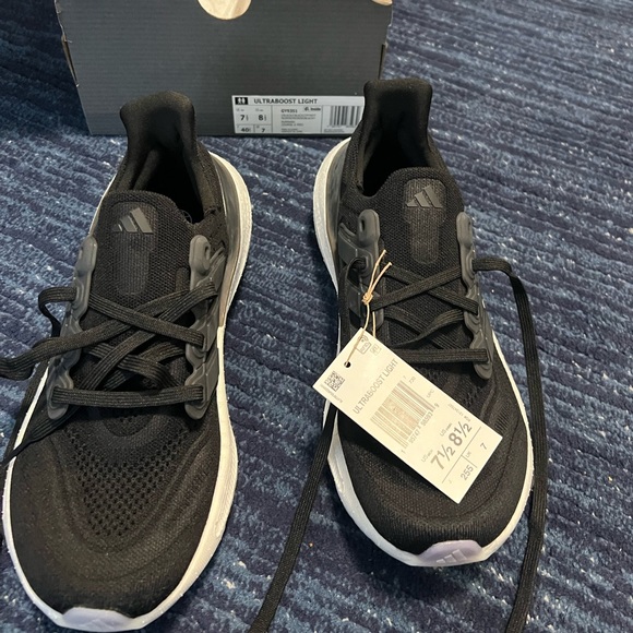 Adidas Ultraboost Light Running Sneakers – Women’s 8.5 – Brand New - Picture 3 of 14